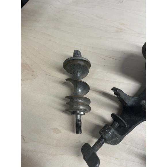 Vintage Universal Food/Meat Chopper/Grinder Lot Hand Crank Heavy Duty LOT - Picture 11 of 11